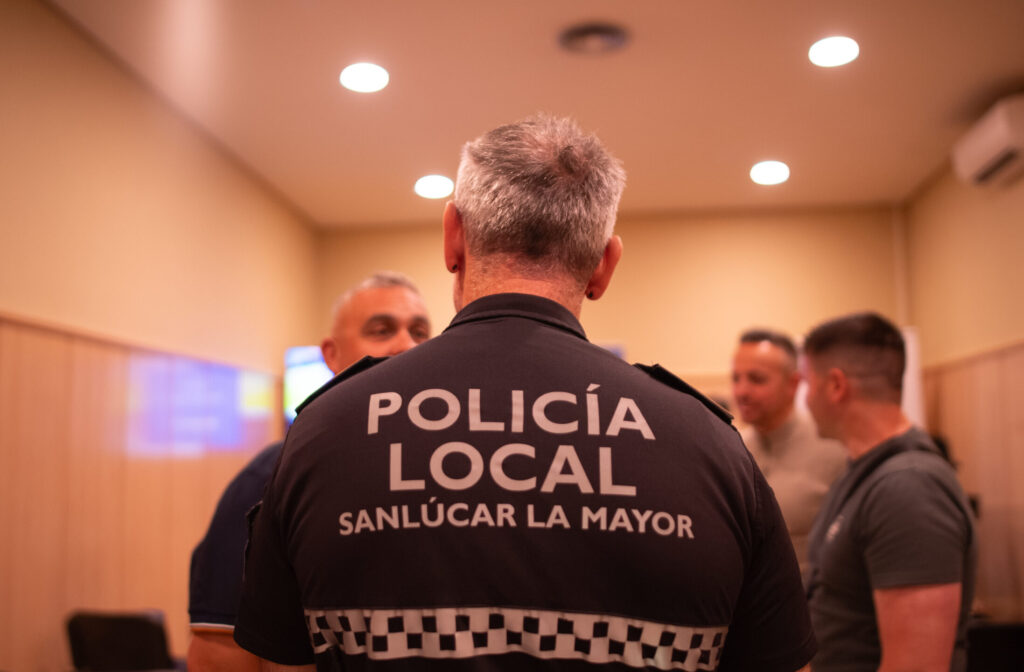 Mejorar la coordinación policial durante las fiestas de verano, el reto de la policía local